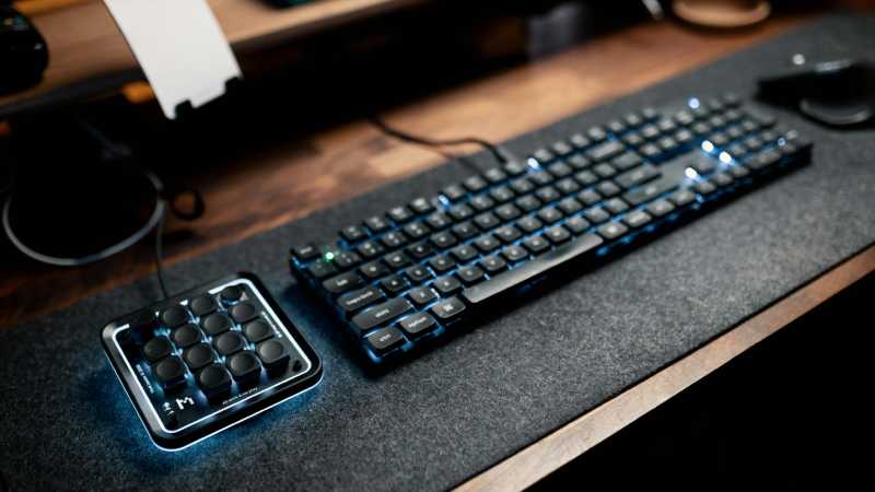 Why are desk mats becoming a must-have for modern setups?
